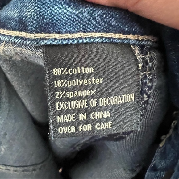 Suzanne Betro Button Down Knee Length Denim Skirt - Picture 8 of 8